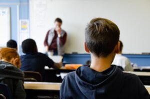 Cytaty o tęsknocie: Inspirujące słowa o emocjach
