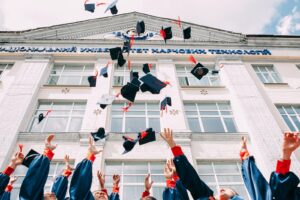 Przymusowa nauka języka obcego w szkole – czy jest skuteczna?